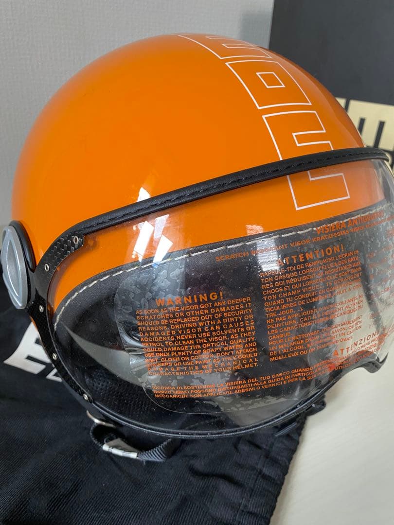 【美品】MOMO DESIGN FIGTER モモ デザインファイター　サイズL