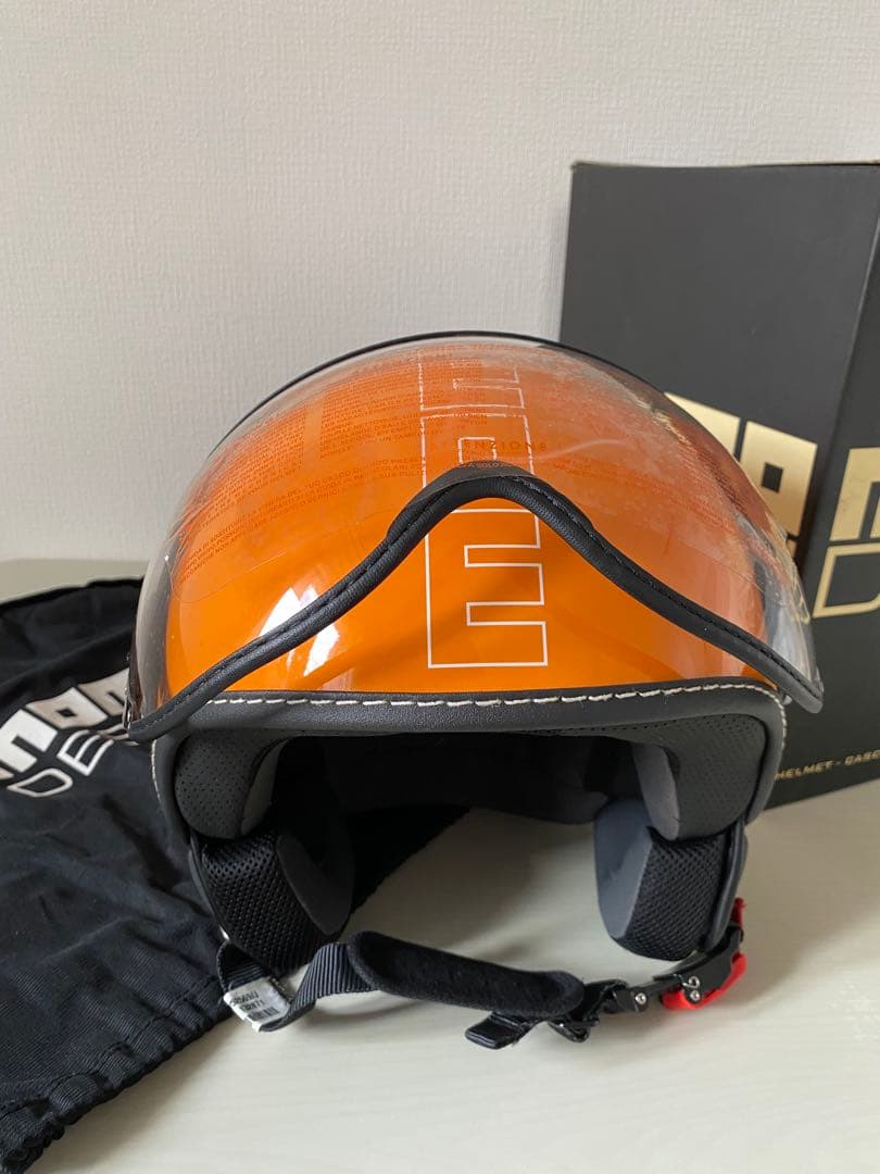 【美品】MOMO DESIGN FIGTER モモ デザインファイター　サイズL