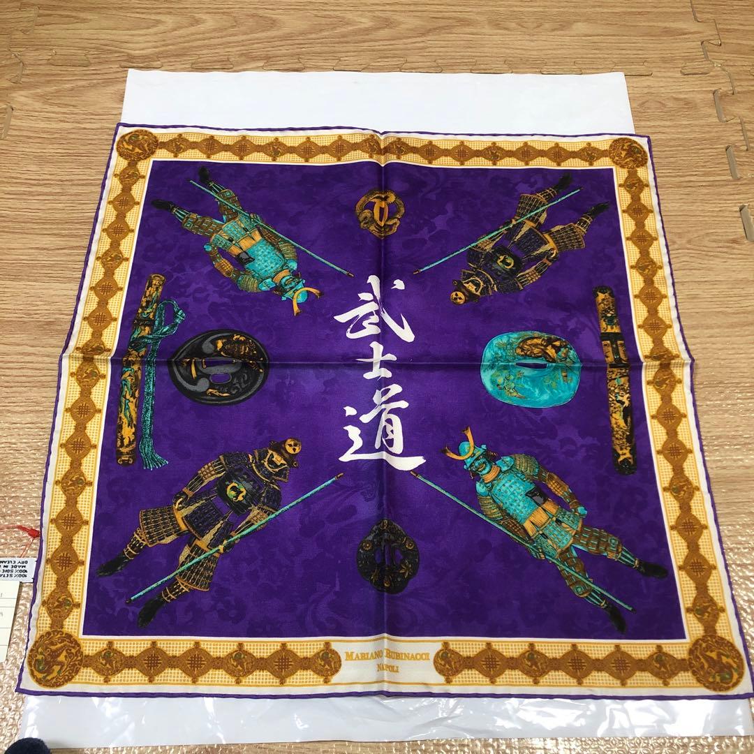 【東インド会社未使用LH NAPOLI シルクミニスカーフ武士道パープル系