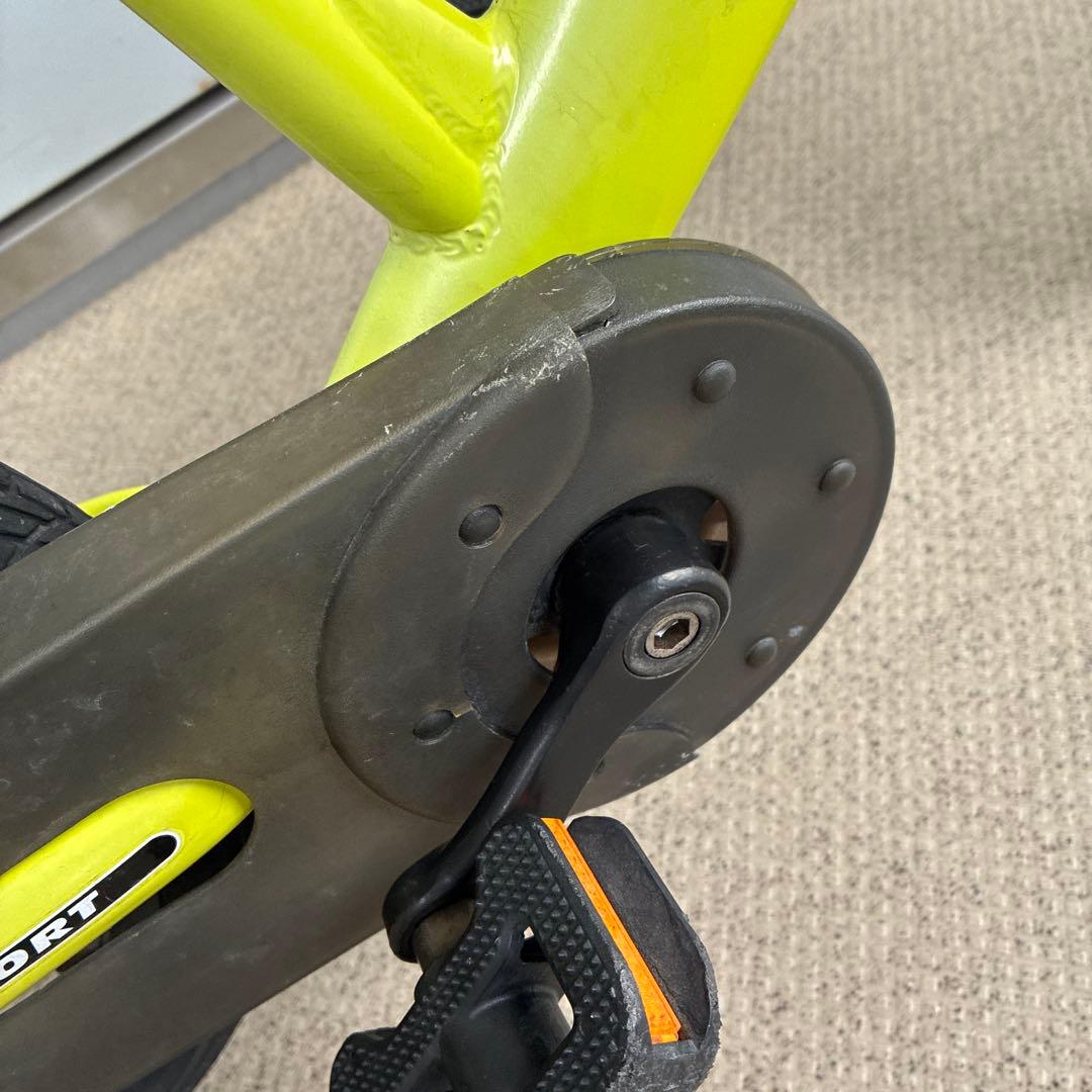 STRIDER 14X ライムイエロー　スタンド付き