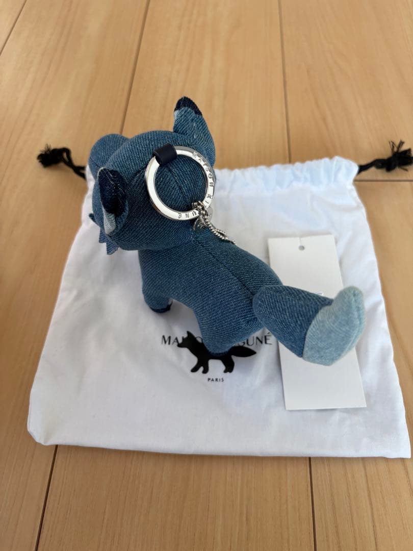 メゾンキツネ　キーホルダー　バッグチャーム