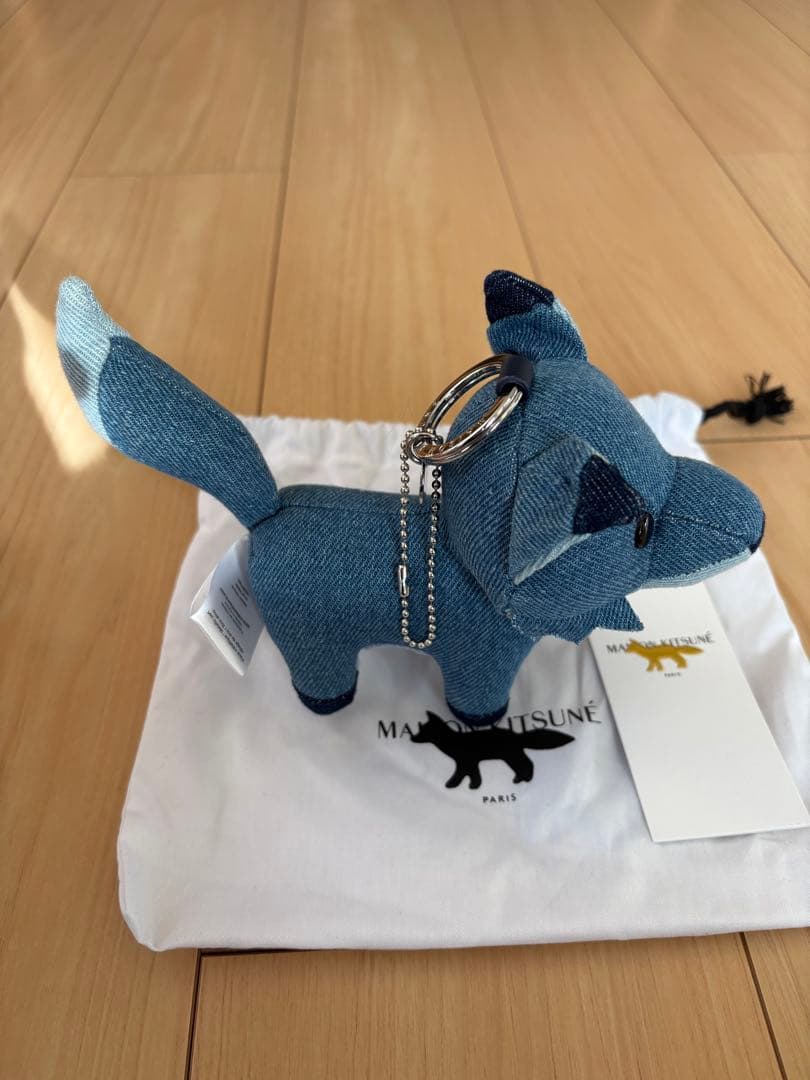 メゾンキツネ　キーホルダー　バッグチャーム