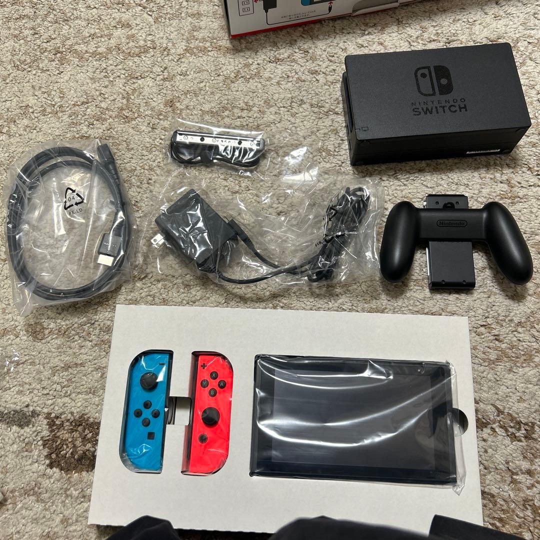 Nintendo Switch 本体 (青, 赤)