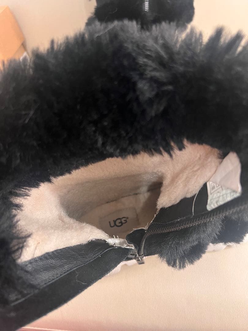 plum☆様　UGG ボアブーツ 24 24.5 ブラック ファー 防寒 防水