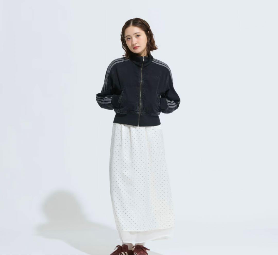 adidas アディカラー　デニムトラックトップ