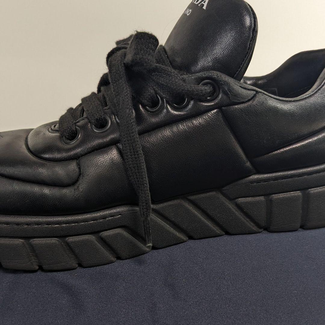 PRADA　プラダ　スニーカー　三角ロゴ　パデッド　ナッパレザー　厚底