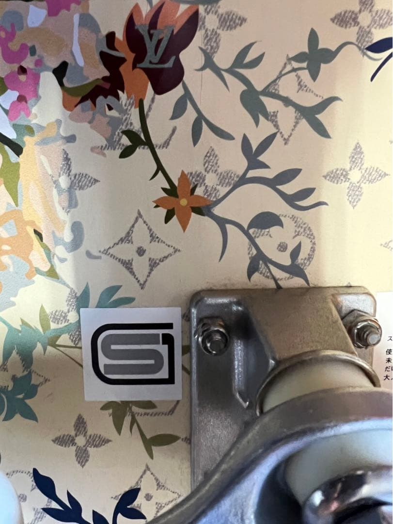 ルイヴィトン　スケボー　未使用品