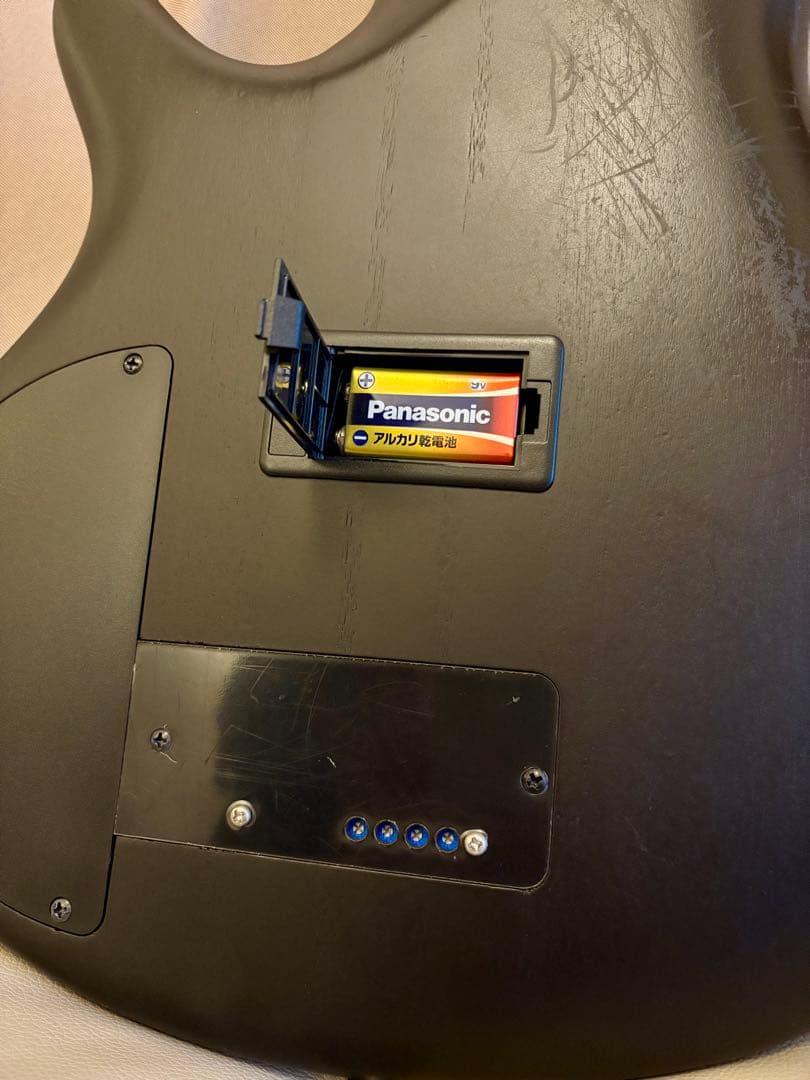 【中古品】SRF700 サンバースト エレキベース