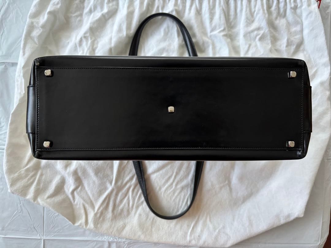 【フェラガモ】皮革ビジネスバッグ