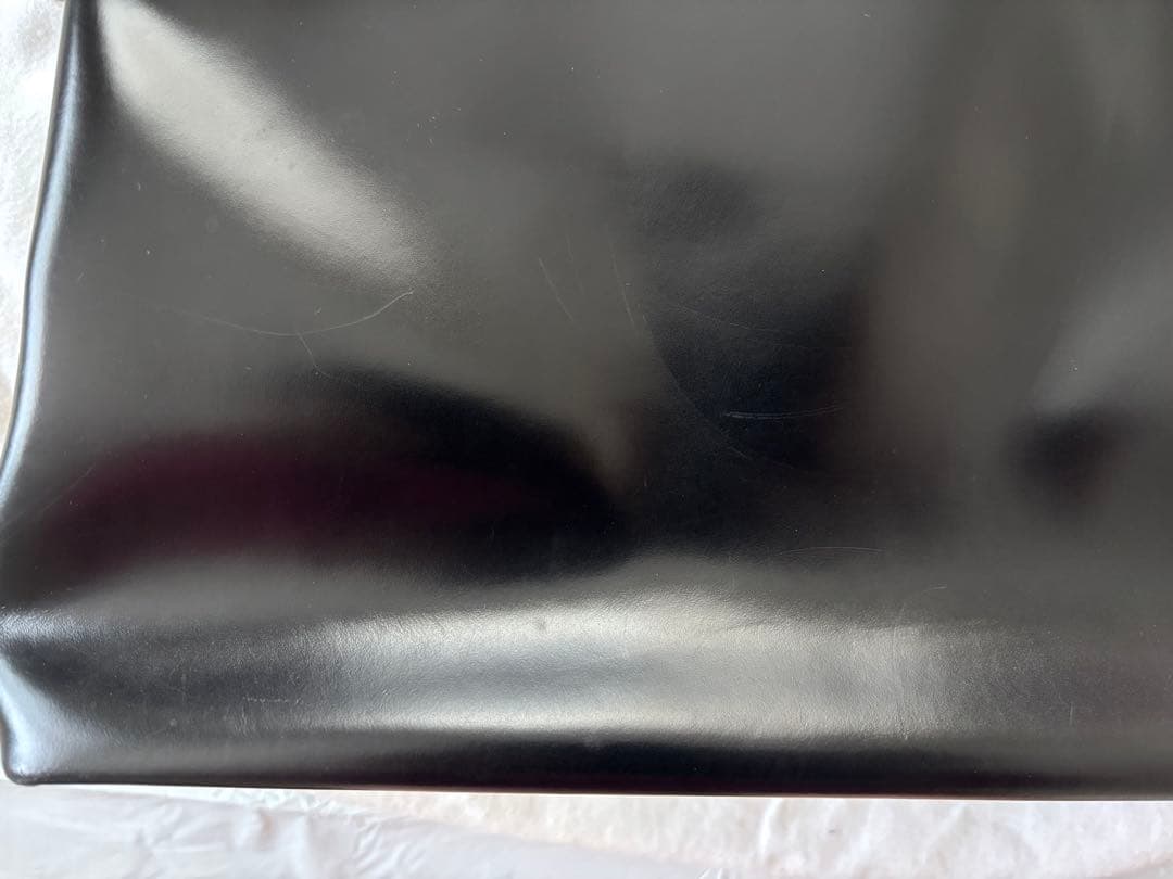 【フェラガモ】皮革ビジネスバッグ