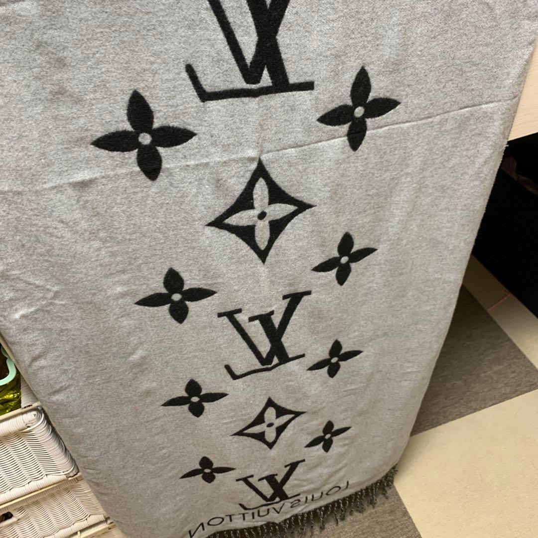 LOUIS VUITTON リバーシブルマフラー ブラック グレー