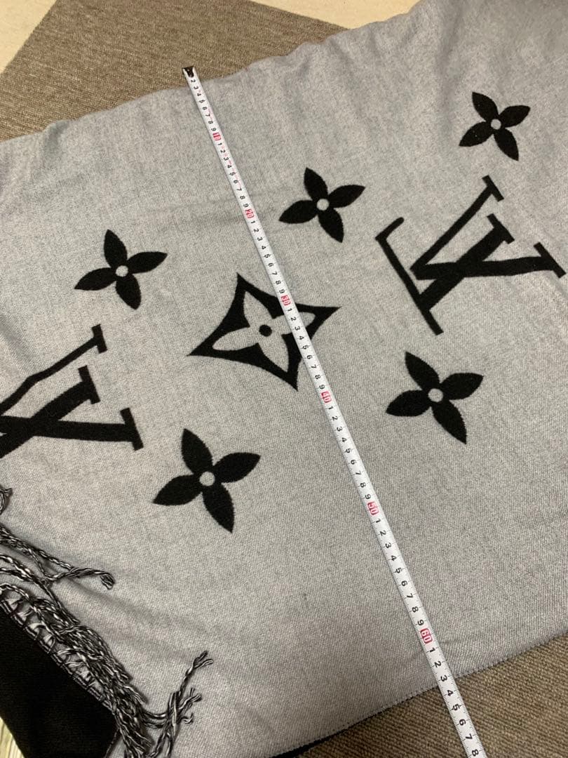 LOUIS VUITTON リバーシブルマフラー ブラック グレー