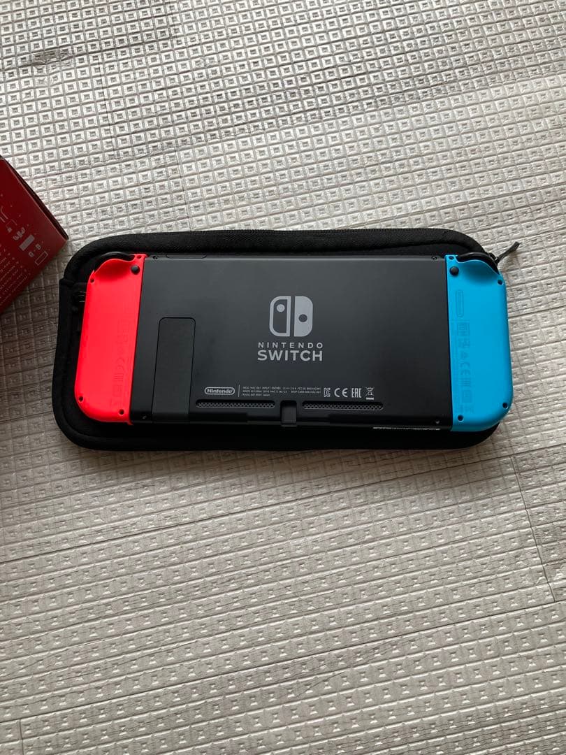 Nintendo Switch 本体　ネオンブルー/レッド 本体 保護シール付き