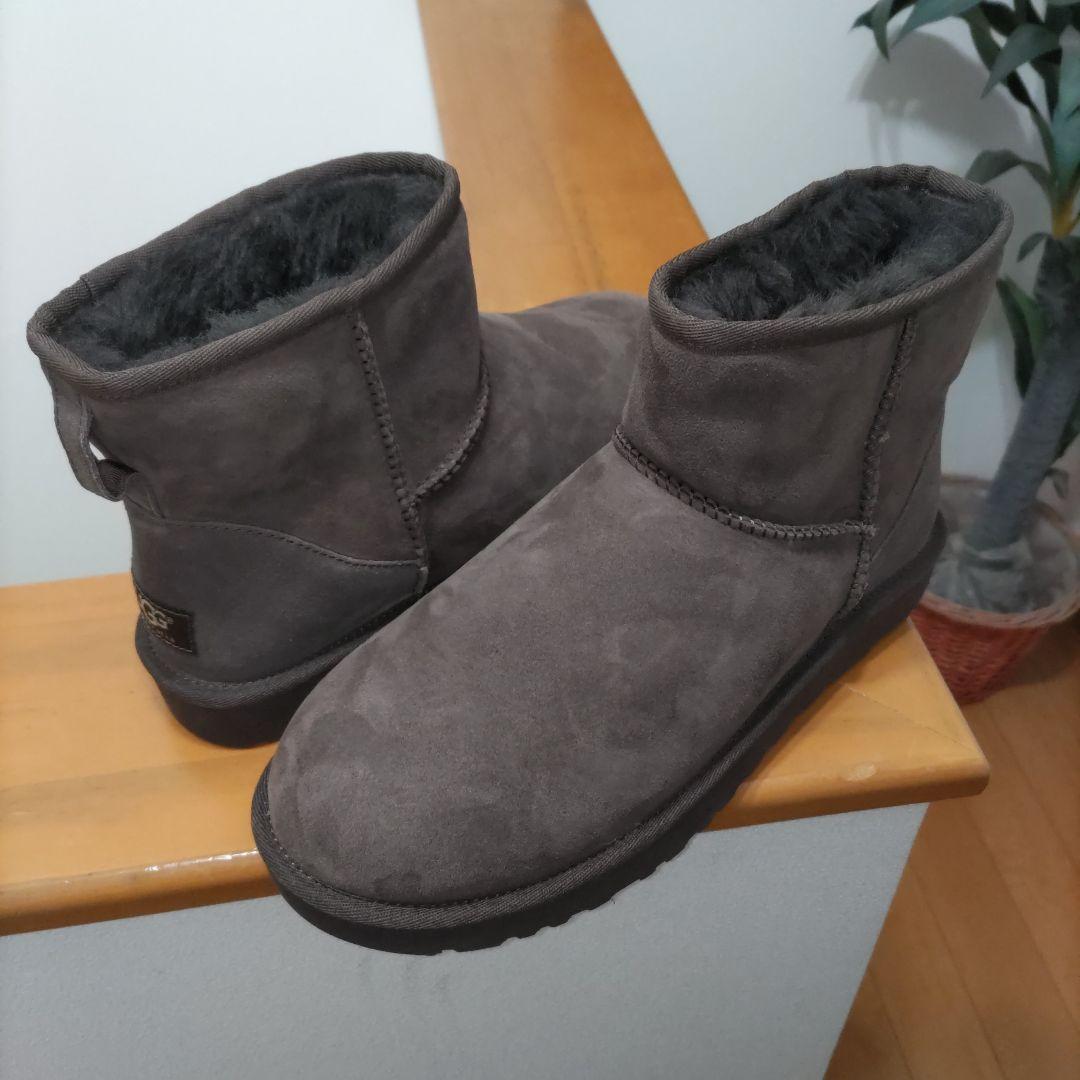 UGG CLASSIC MINI アグ クラシック ミニ ムートンブーツ