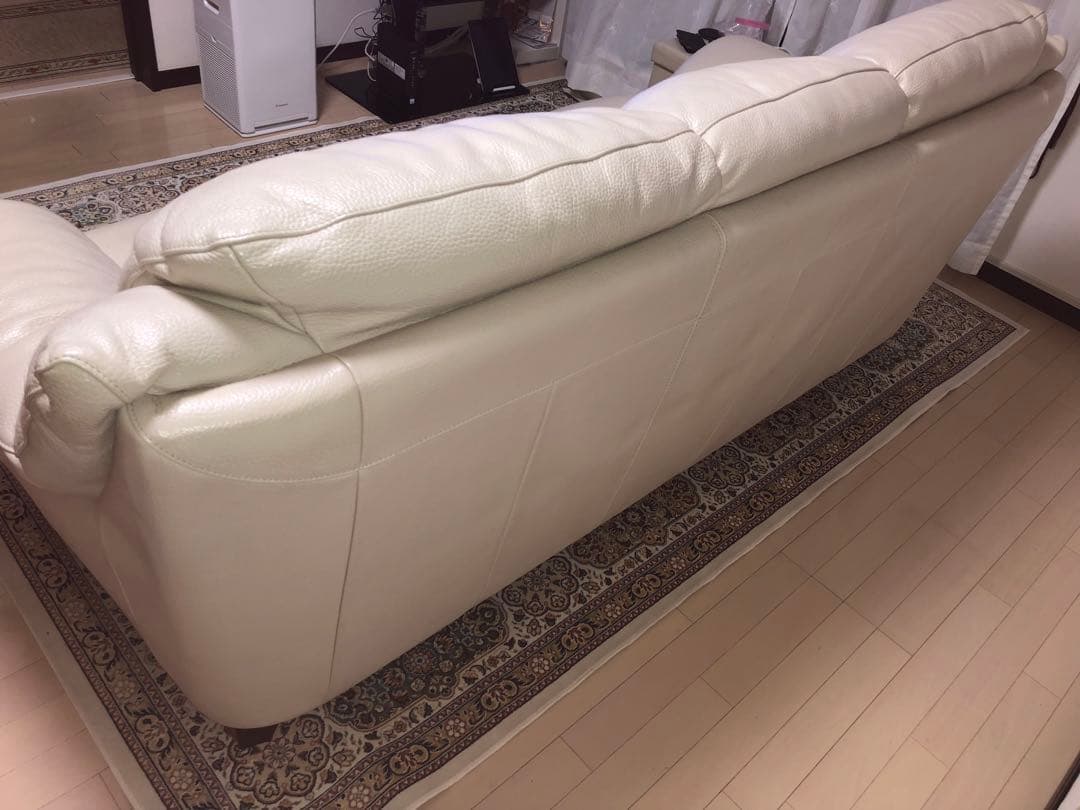 【IDC 大塚家具】3人掛け　本革ソファ　アイボリー