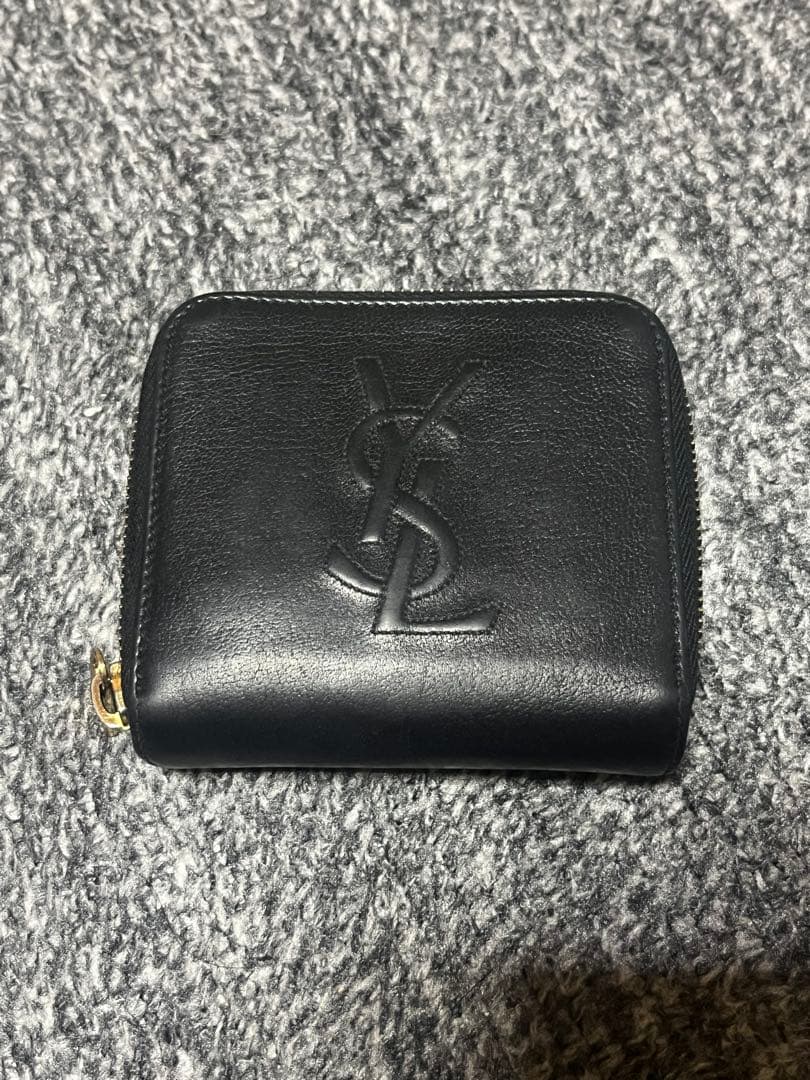 YSL イヴ・サンローラン　ブラックレザー 二つ折り財布