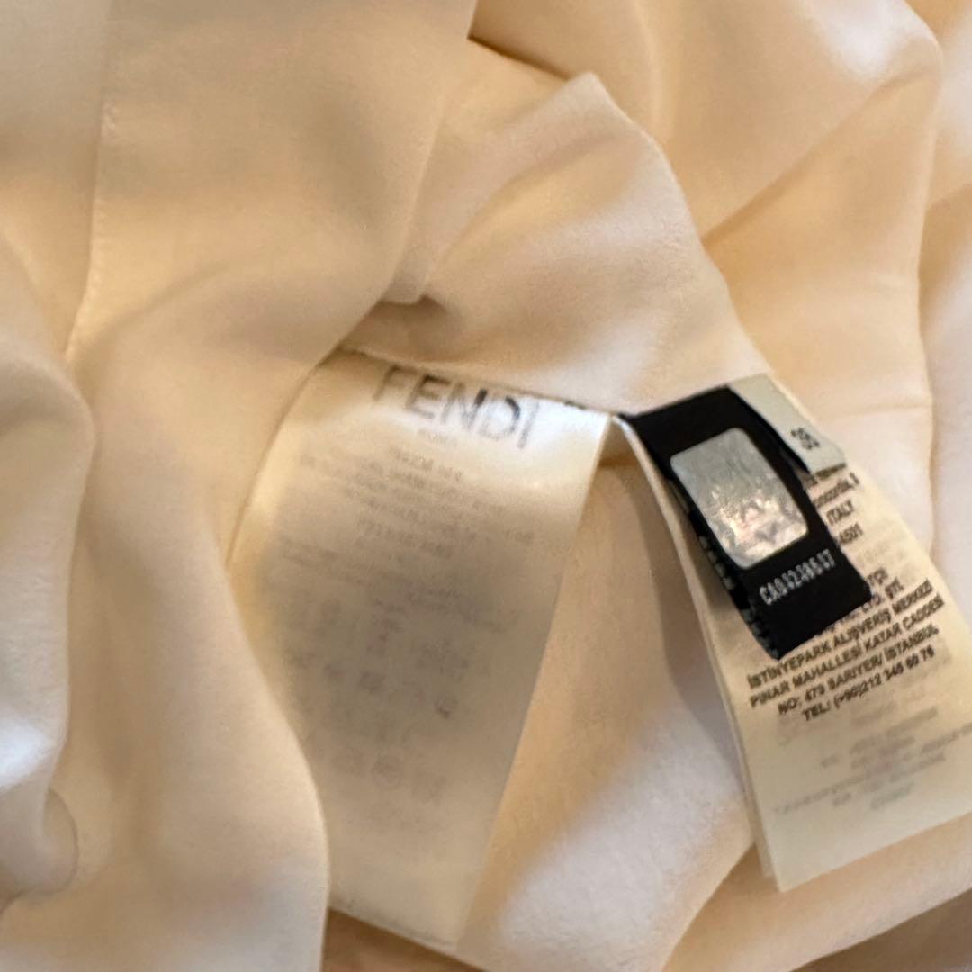 【良品】 FENDI ノーカラー半袖ワンピース チェーン ベージュ シルク混