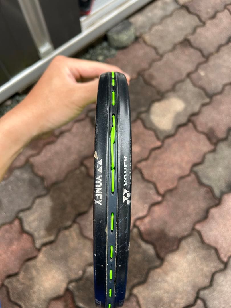 【極美品】YONEX VOLTRAGE 8V テニスラケット