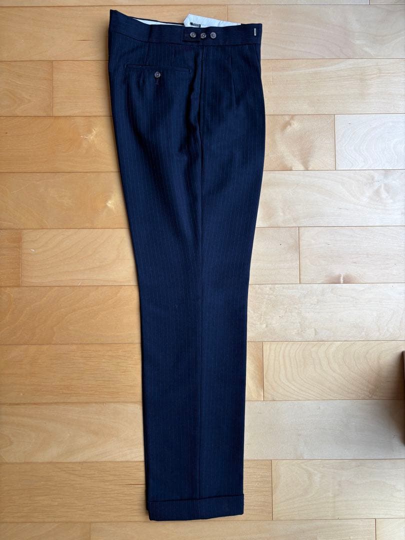 batak hose cut ネイビー　ピンストライプスーツ
