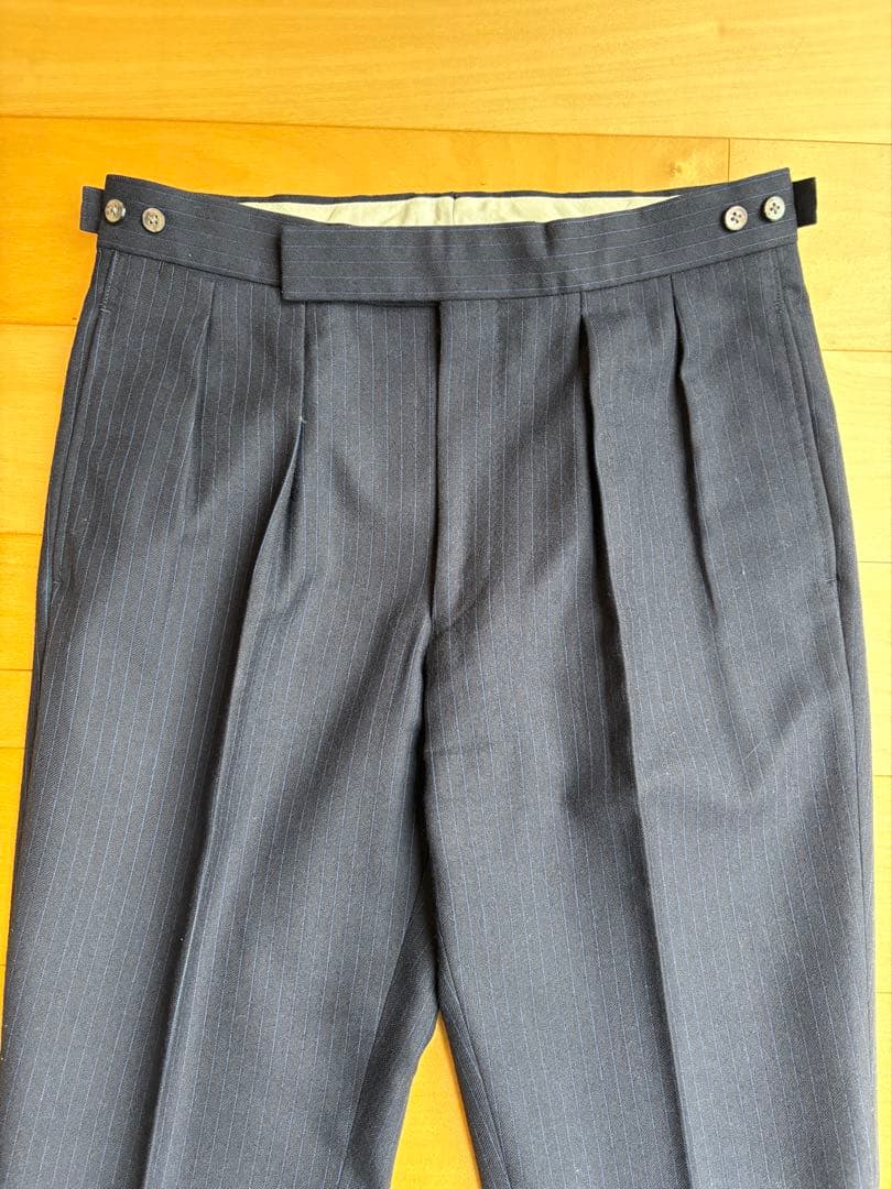 batak hose cut ネイビー　ピンストライプスーツ