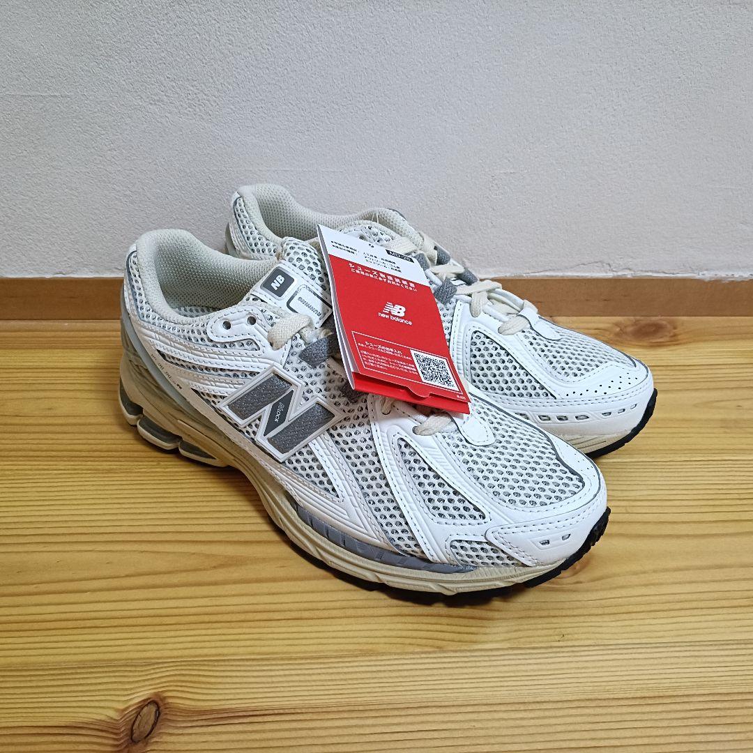 NEW BALANCE ニューバランス　スニーカー　M1906RP 23.5㎝