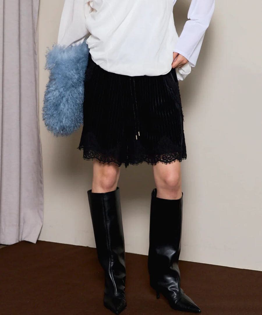【メゾンスペシャル】Hem Lace Velour Shorts
