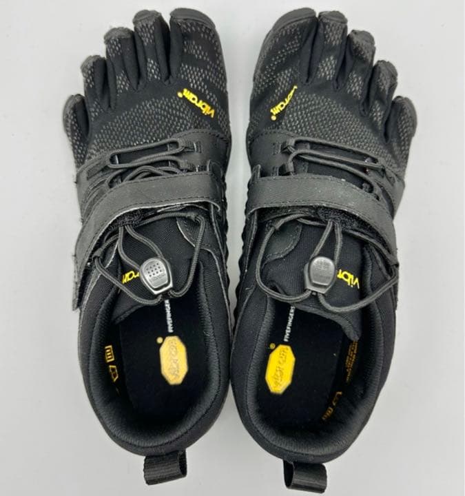 vibram 新品未使用 黒 V-Train 2.0 20W7701