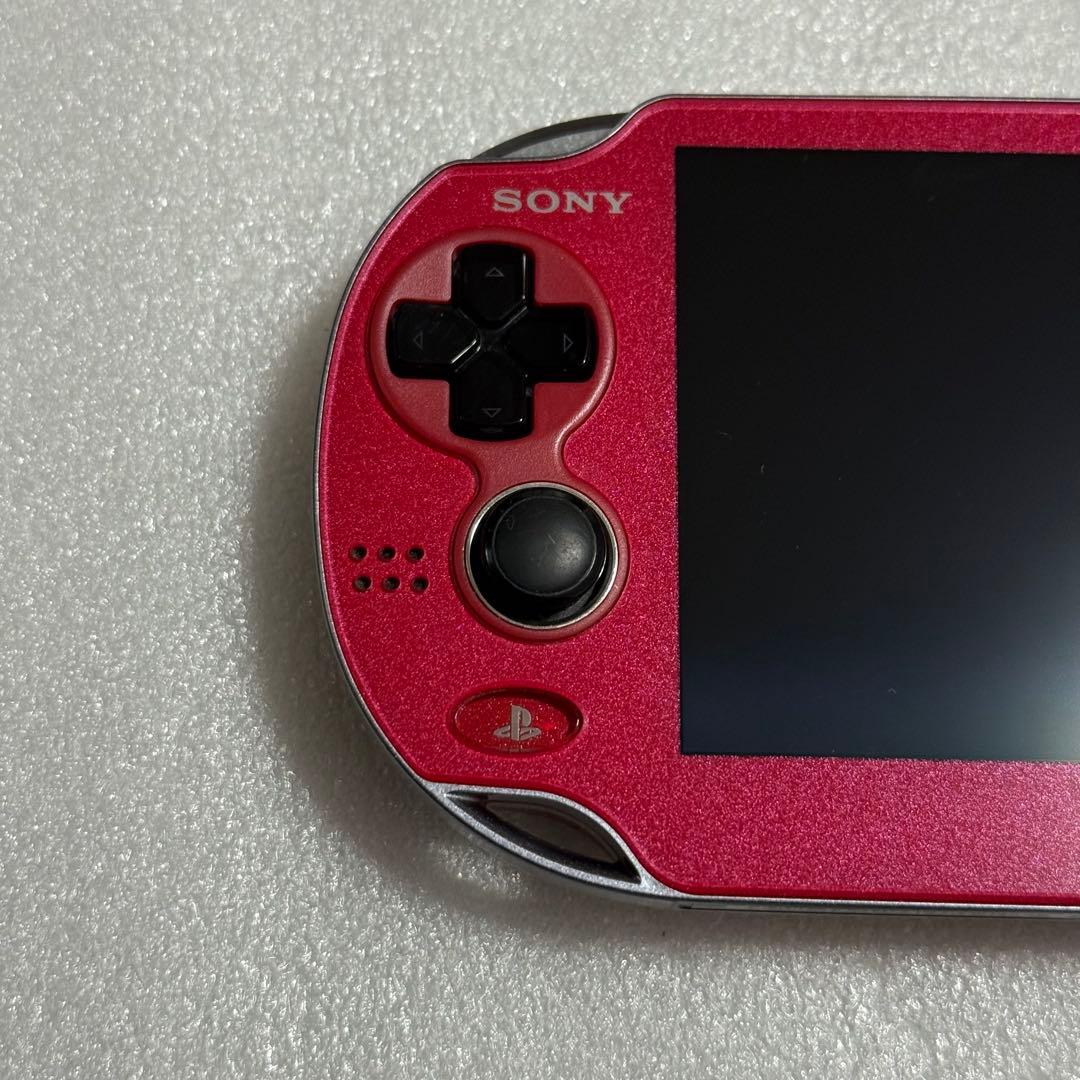 PlayStation Vita本体 PCH-1000 コズミック・レッド