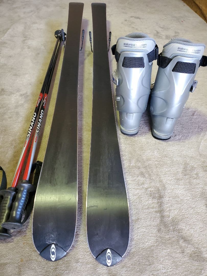 Salmon　Verse　カービングスキー☆ブーツ26　ストックセット