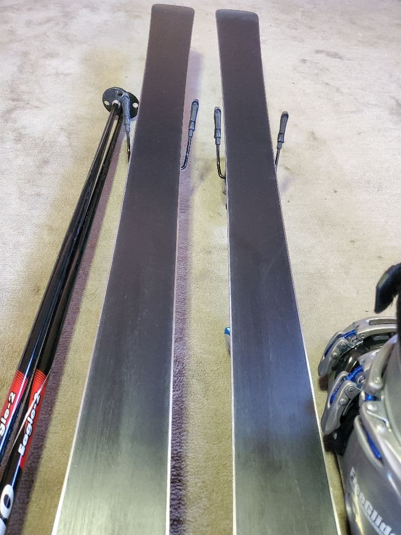 Salmon　Verse　カービングスキー☆ブーツ26　ストックセット