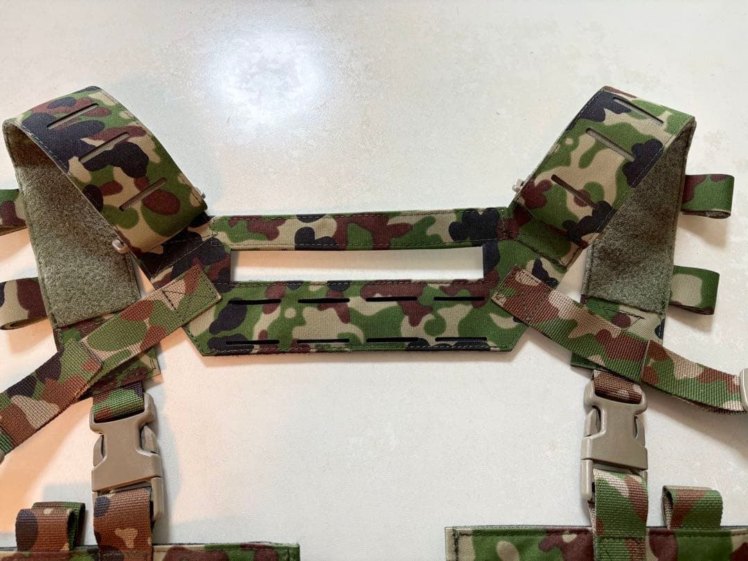 【個人制作】　チェストリグ　陸自迷彩