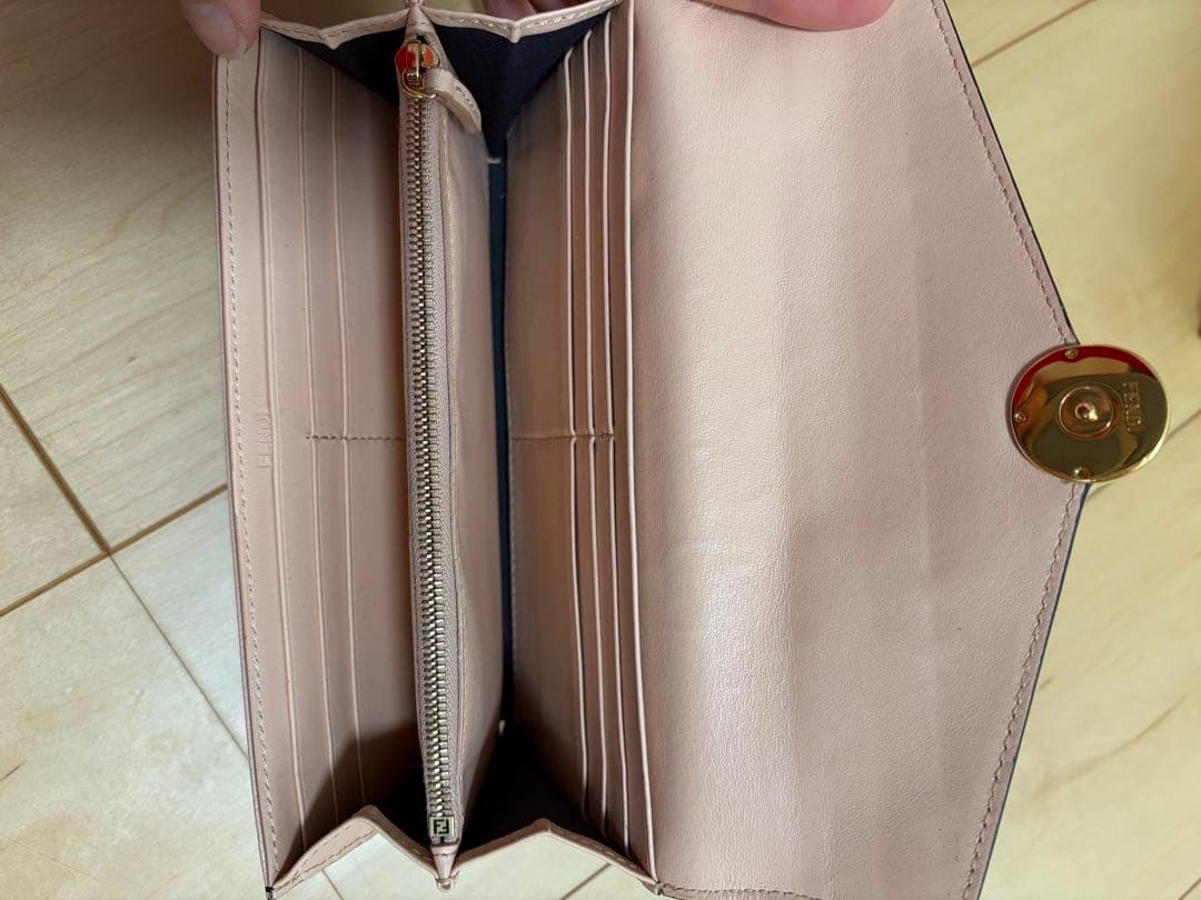 FENDI 長財布 ピンク ブラウン FFロゴ