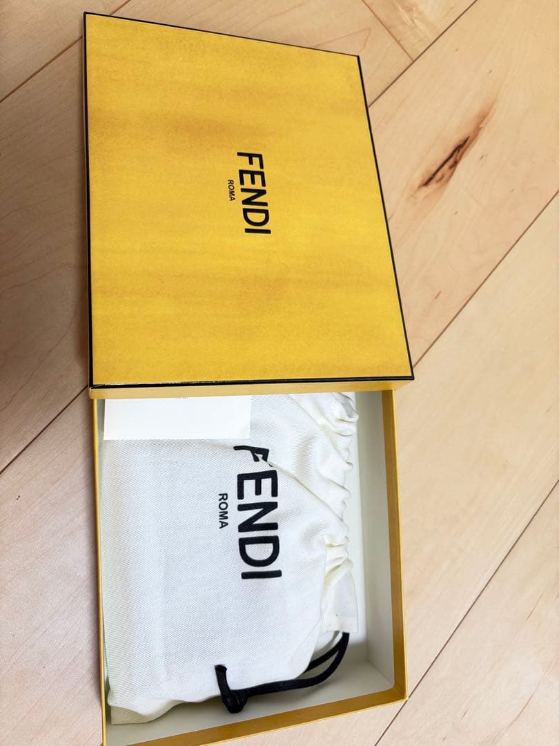 FENDI 長財布 ピンク ブラウン FFロゴ