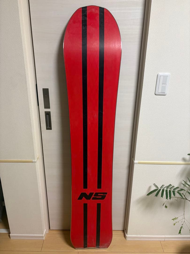スノーボード NEVER SUMMER VALHALLA 160