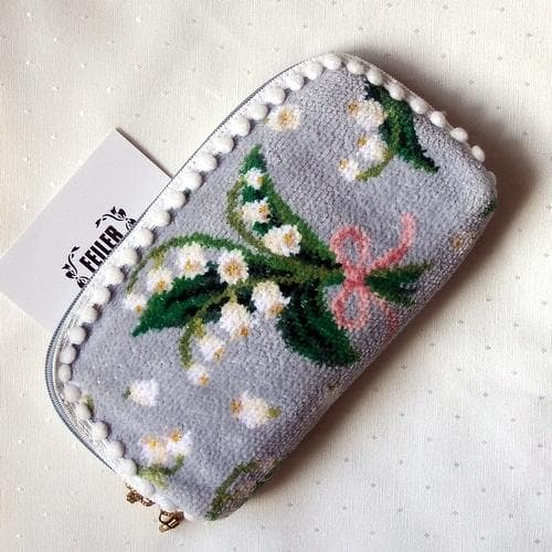 未使用品　フェイラー　ピュールミュゲ　便利ポーチ　長財布