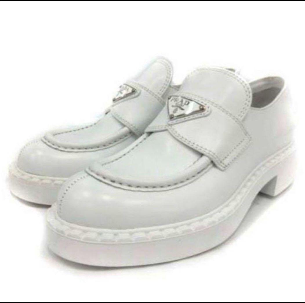 ごんしさんPRADA プラダ　チョコレートブラッシュドレザーローファー