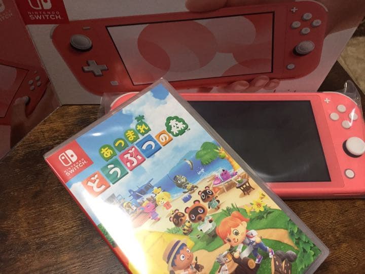 Switchlight ピンク と あつ森ソフト