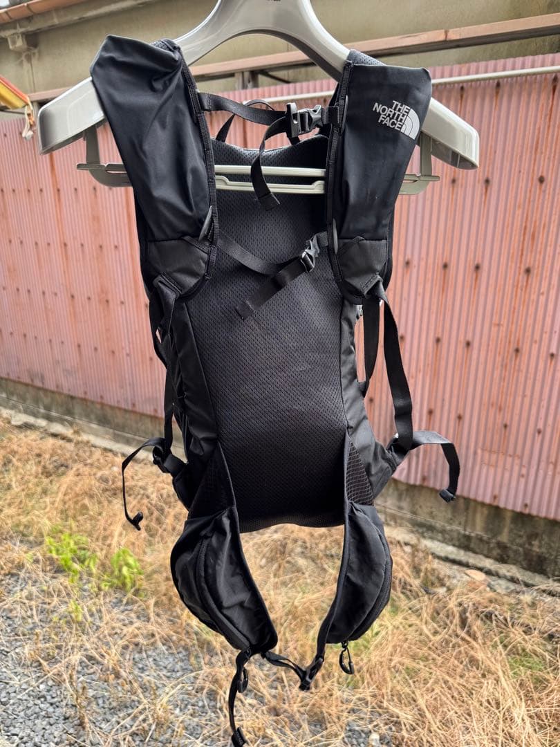 ノースフェイス　アイビス16 ザック NM62397 16L 現行品 美品