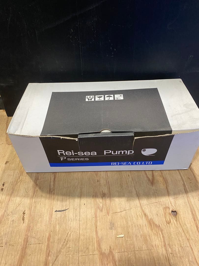 【新品未使用品】 レイシー 縦型水槽用ポンプ P-315S
