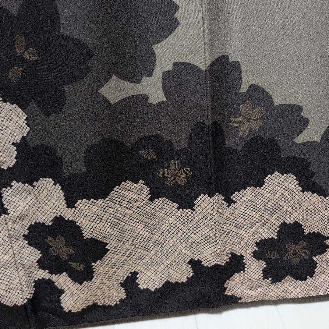 mamamaiii様 絹ポリ　付け下げ茶系　桜さく柄　美品　アッシュブラウン系