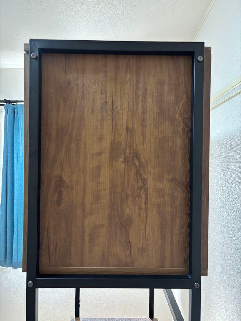 ニトリ　ヴィンテージテイストのごみ箱上ラック スリム　食器棚