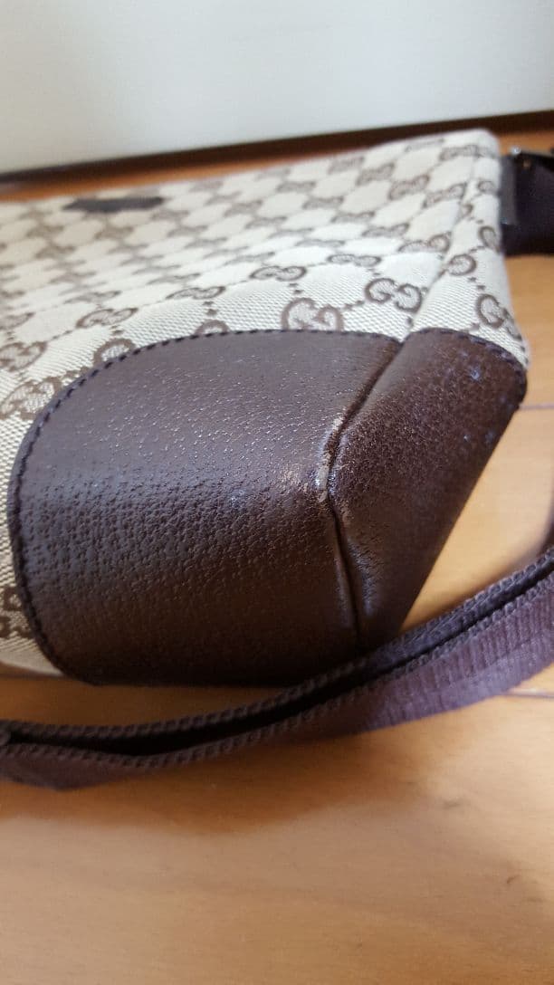 グッチGUCCI　ショルダーバッグ