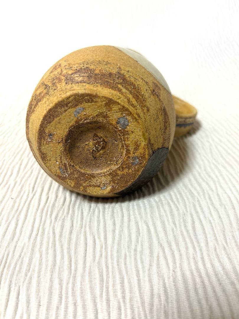 小泊良さん　ピッチャー ネコの紋様　やちむん