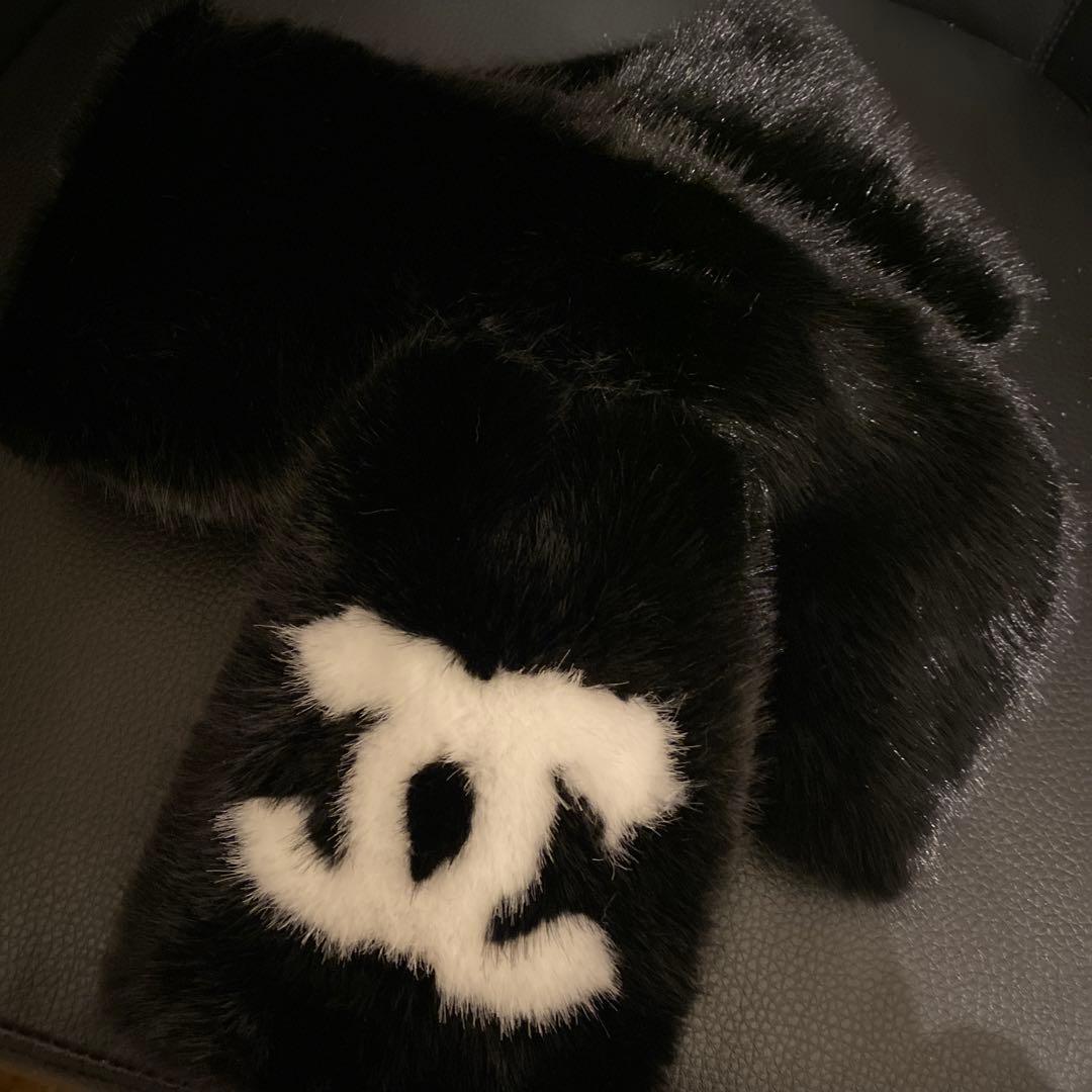 CHANELもふもふマフラーノベルティ