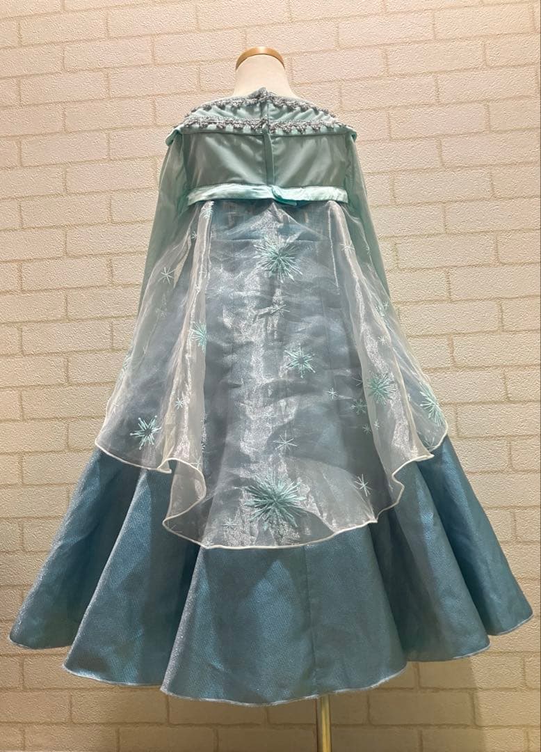 ビビディバビディブティック　アナと雪の女王　エルサ　氷の女王　ドレス　ディズニー