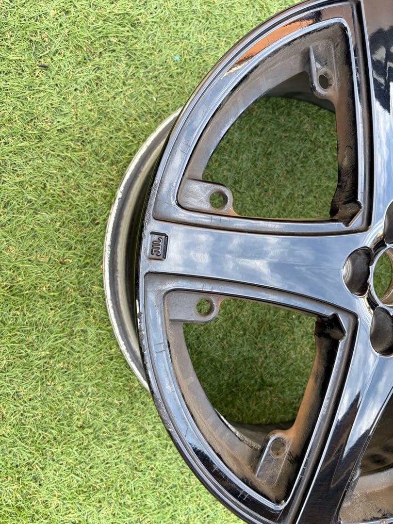 トヨタ 50 プリウス 純正アルミホイール 17インチ42611-47520