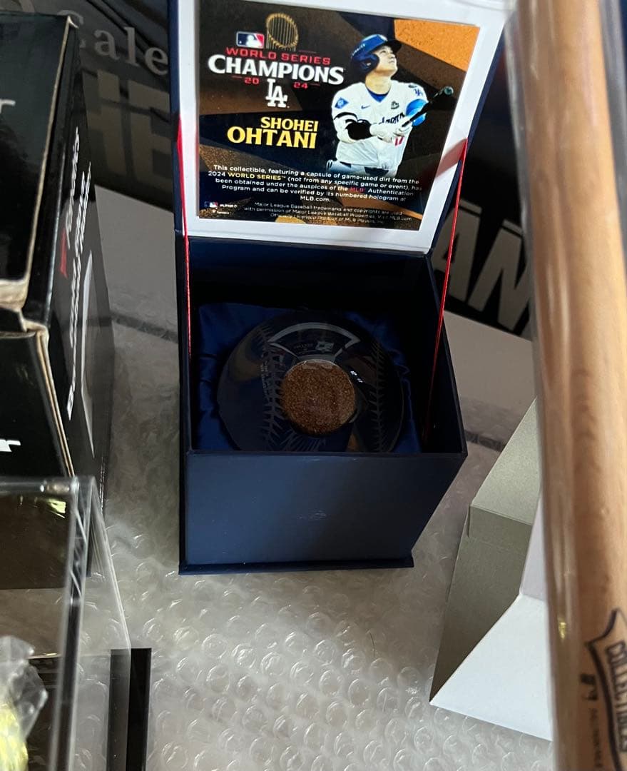 g*t様 ワールドチャンピオンLA記念ミニバット/クリスタルボール/プリントサイ