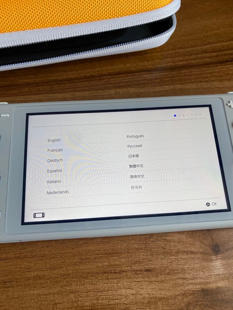 Nintendo Switch Lite シアン・ザマゼンタ 限定黄色ケース付き