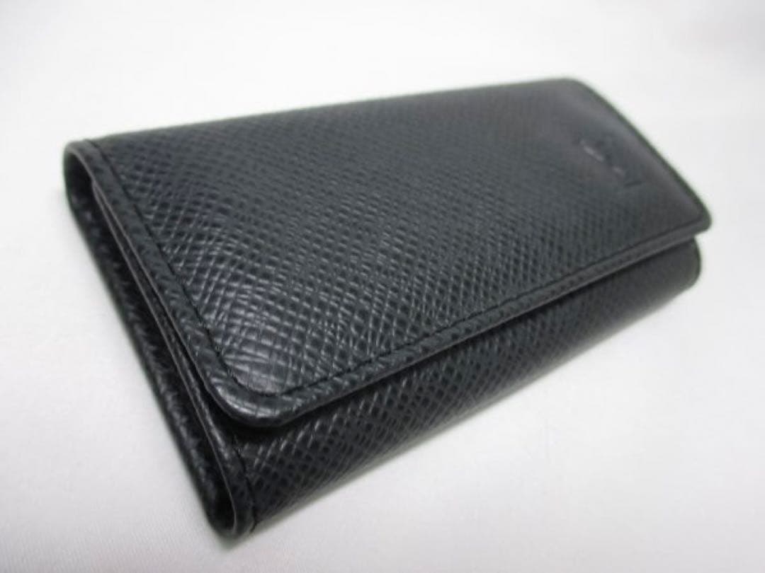 新品 未使用 ルイヴィトン タイガ ４連キーケース 黒（アルドワーズ）箱付き