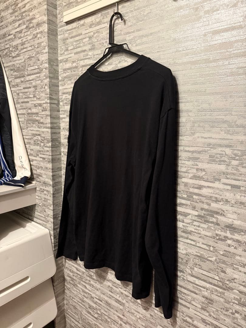 ベジータ MONCLER 24AWロゴプリント 長袖Tシャツ